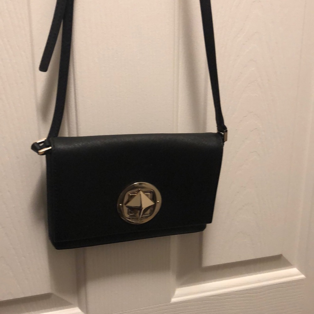 Kate spade mini shoulder bag.